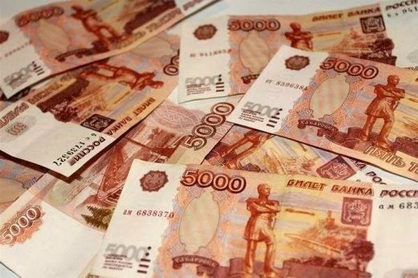 13 жителей Удмуртии имеют долг по налогам свыше миллиона рублей